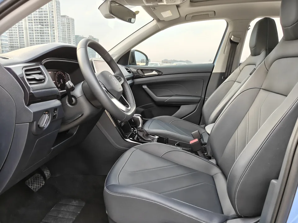 Volkswagen Tharu tuyue New 300TSI Ruixiang Edition 2025 — thumbnail 5