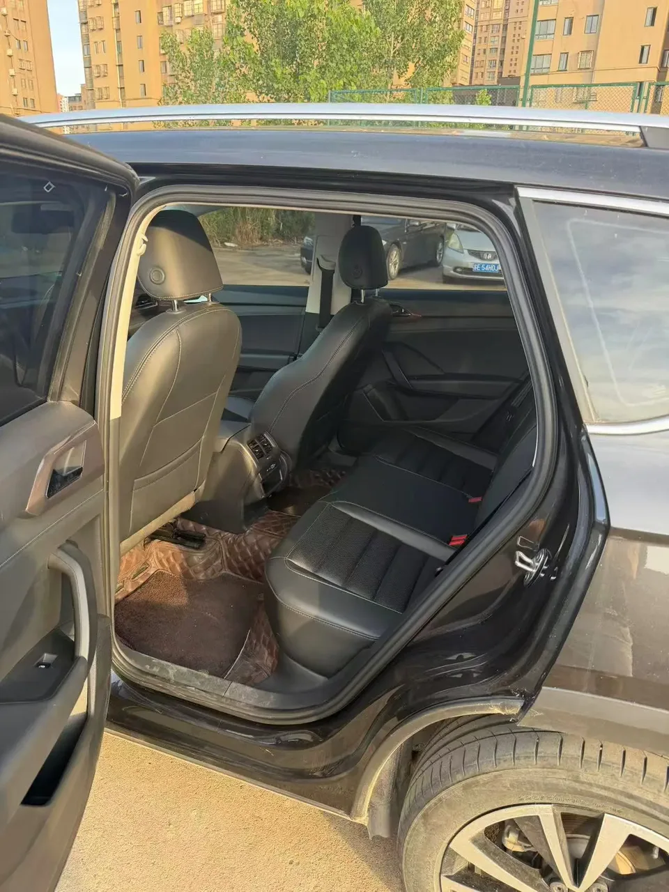 Volkswagen Tharu tuyue 280TSI 2WD Deluxe Edition 2022 — thumbnail 3