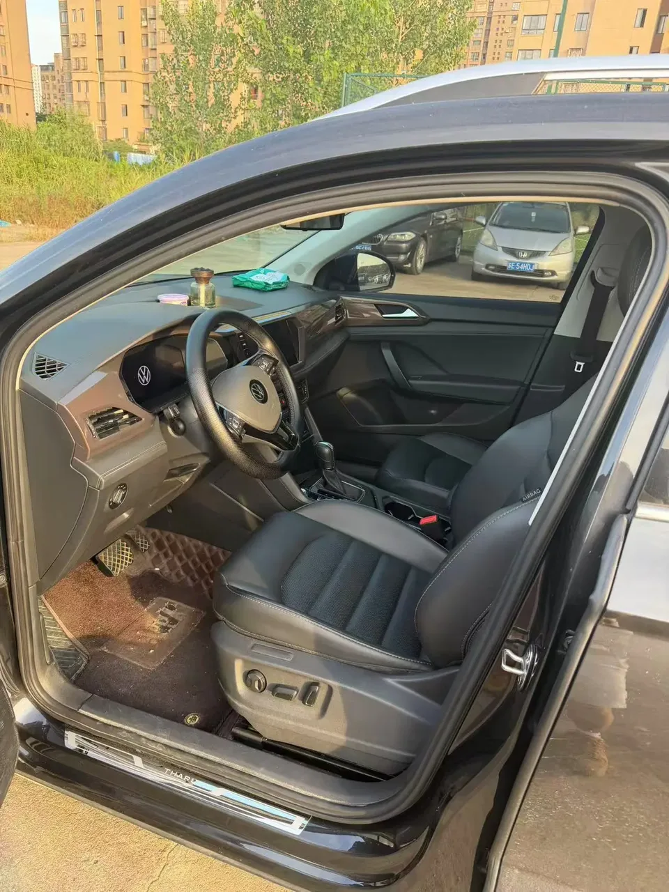 Volkswagen Tharu tuyue 280TSI 2WD Deluxe Edition 2022 — thumbnail 5