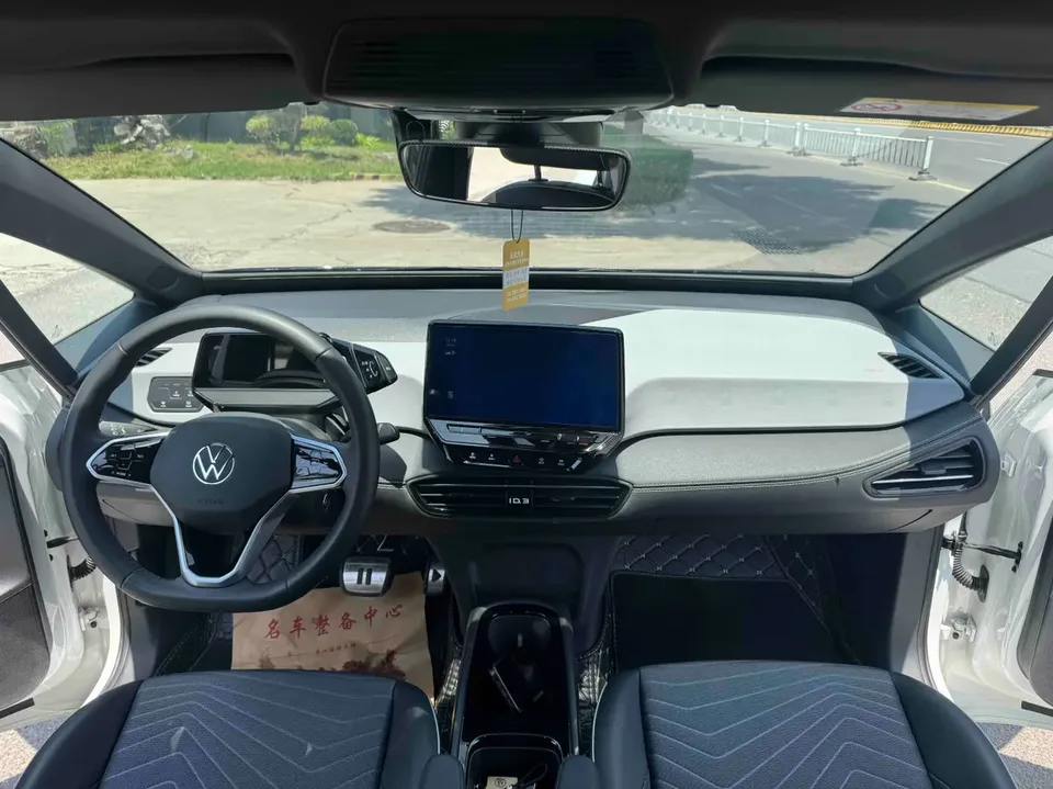 Volkswagen ID.3 ID.3 Outstanding Edition 2024 — thumbnail 4