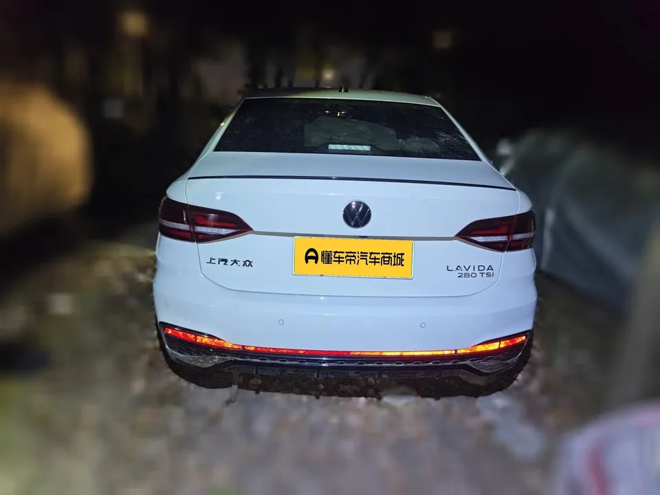 Volkswagen Lavida Lavida 2023 280TSI DSG Starry Sky Edition 2022 — thumbnail 2