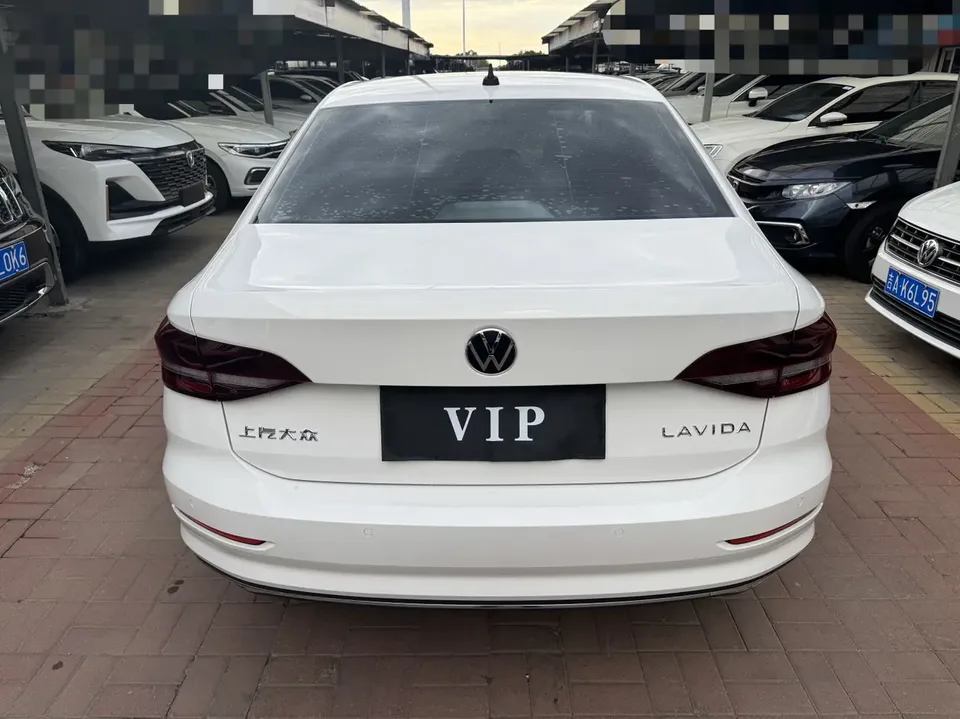 Volkswagen Lavida Lavida 2022 1.5L Automatic Comfort Edition 2022 — thumbnail 5