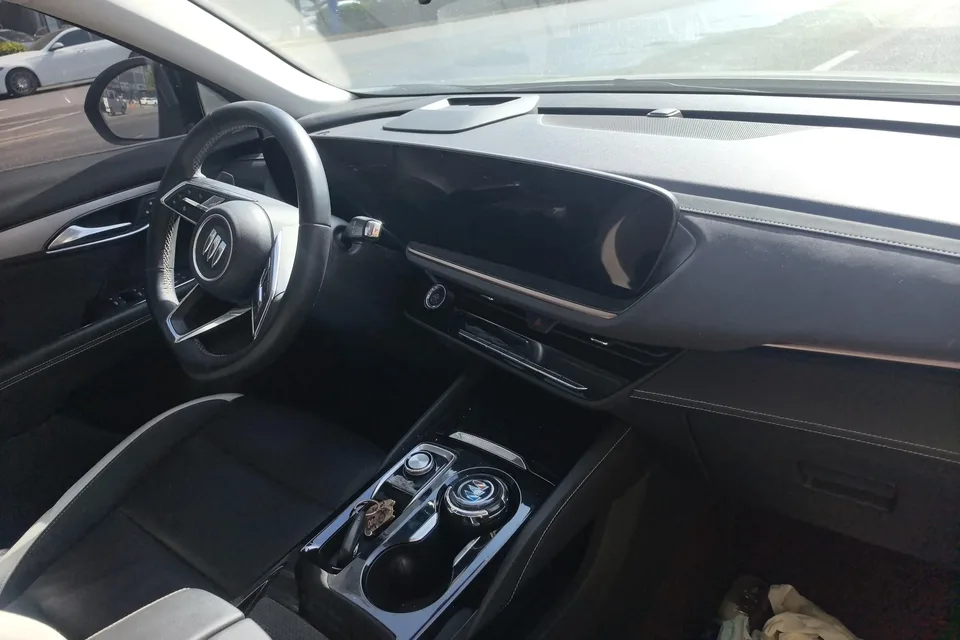 Buick Envision S Envision S 25T Black Fashion Edition 2024 — thumbnail 4