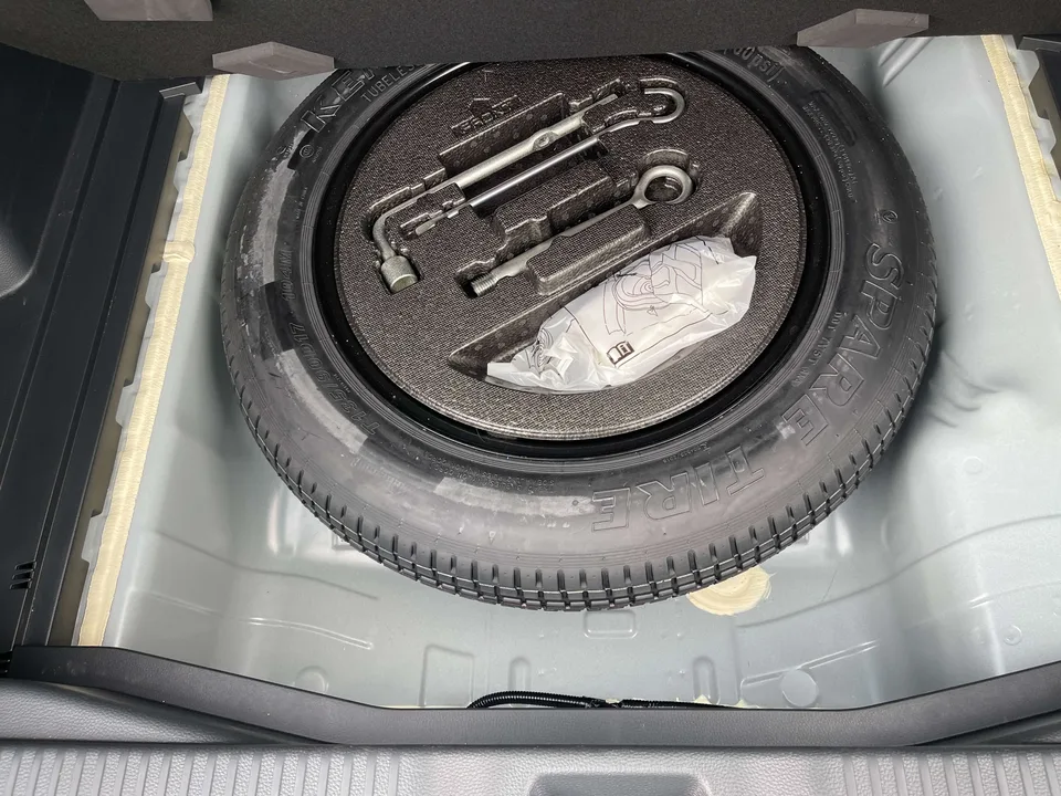 Honda VEZEL Binzhi 1.5L CVT Elite Edition 2023 — thumbnail 4