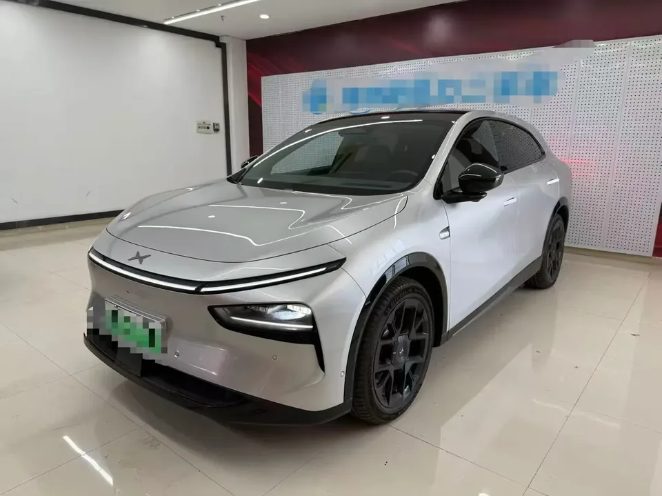 XPeng XPeng G7 Xpeng G7 Pure Electric 702 with Ultra-Long Range (Max) 2025 — photo 1, buy with delivery to Moscow