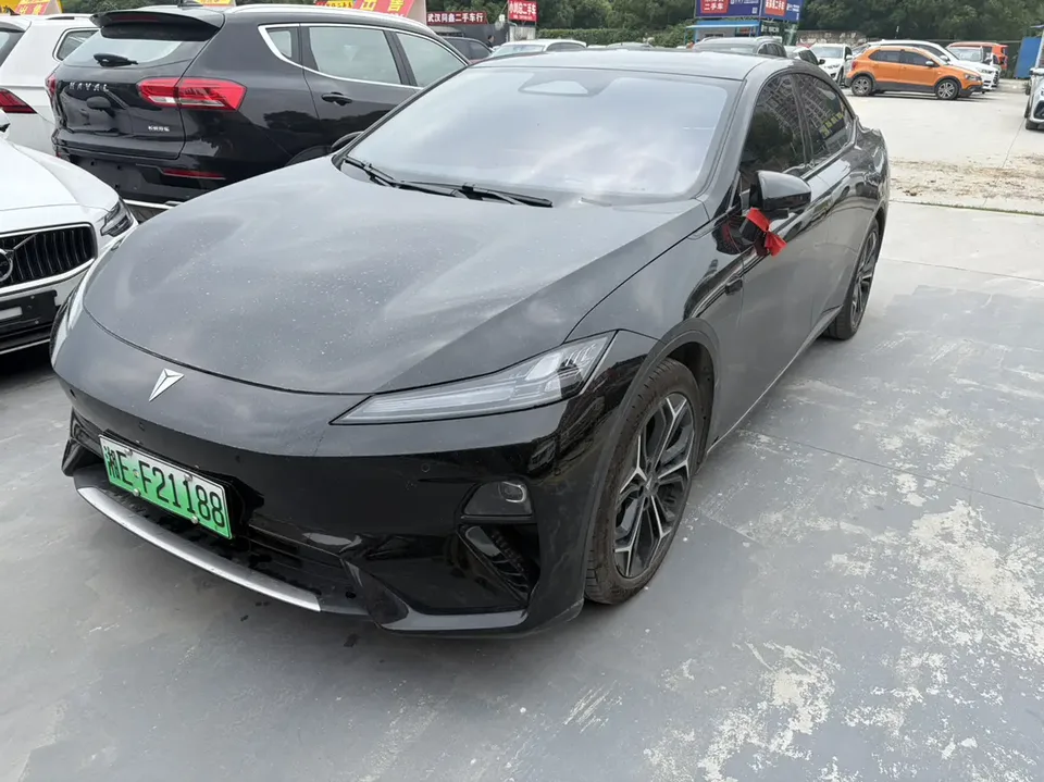 Deepal dark blue L07 Dark blue L07 300Max Extended Range 2024 — photo 1, buy with delivery to Moscow