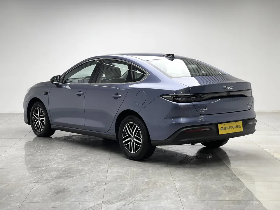 BYD Seal 05DM Seal 05DM DM-i 120KM flagship version 2025 — thumbnail 2