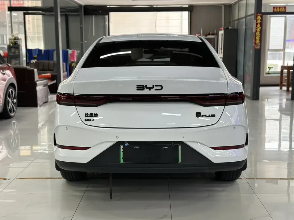 BYD Qin PLUS DM Qin PLUS DM Intelligent Driving Edition DM-i 55KM Leading Edition 2025 — thumbnail 2