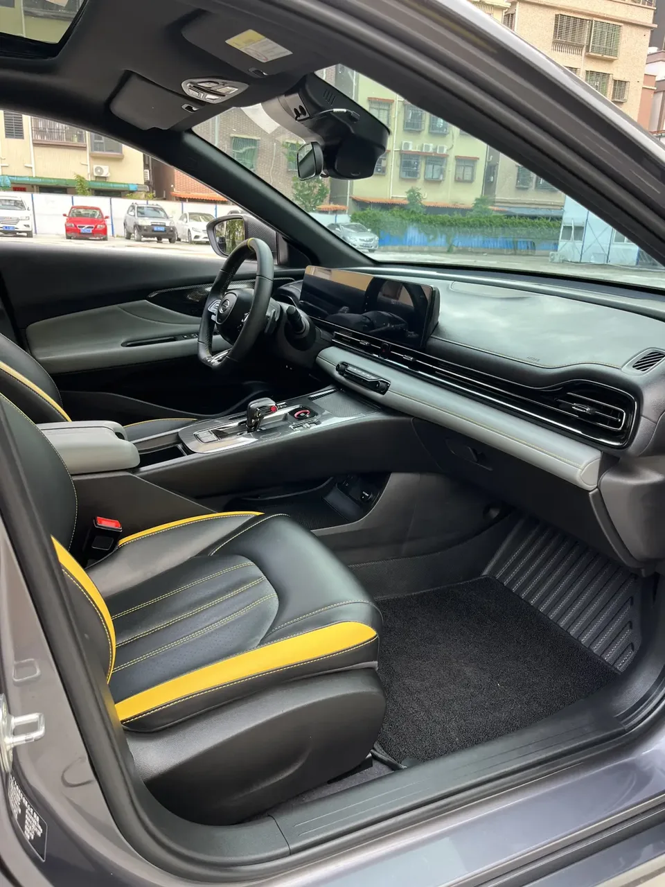 GAC Trumpchi Empow Shadow Leopard 270T J16 R-Style Track Edition 2022 — thumbnail 3