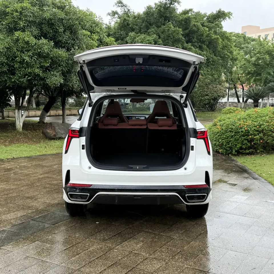 Changan CS75PLUS CS75 PLUS third generation champion version 1.5T automatic intelligent driving dynamic navigation model 2024 — thumbnail 3