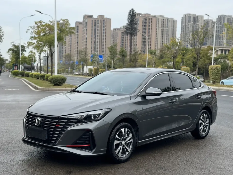 Changan Escape Escape PLUS Enjoy Edition Blue Whale NE 1.4T GDI DCT Premium Edition 2023 — photo 1, buy with delivery to Moscow