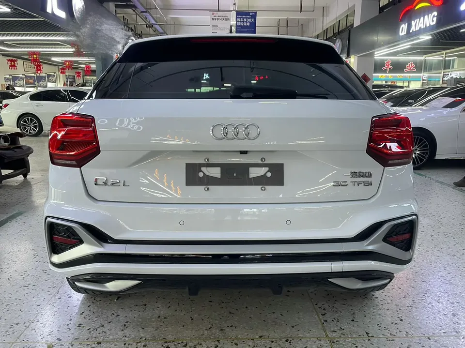 Audi Q2L Audi Q2L 35 TFSI Stylish Dynamic 2022 — thumbnail 2