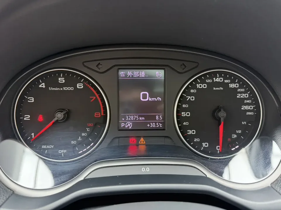 Audi Q2L Audi Q2L 35 TFSI Progressive Elegance 2022 — миниатюра 3