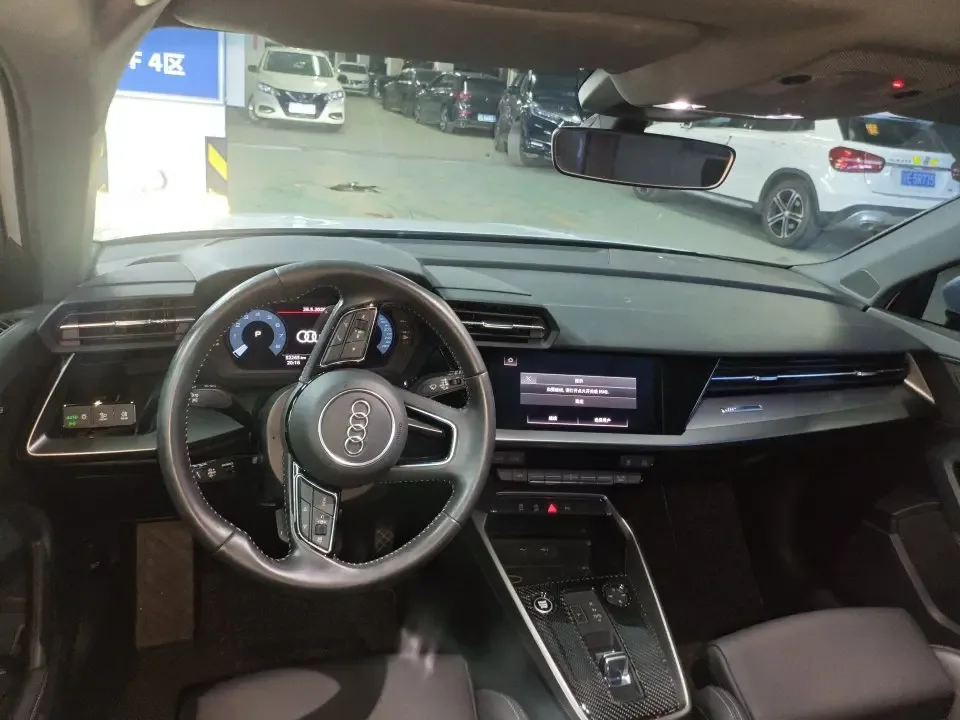 Audi A3 Audi A3 Sportback 35 TFSI Luxury Sports 2022 — thumbnail 2