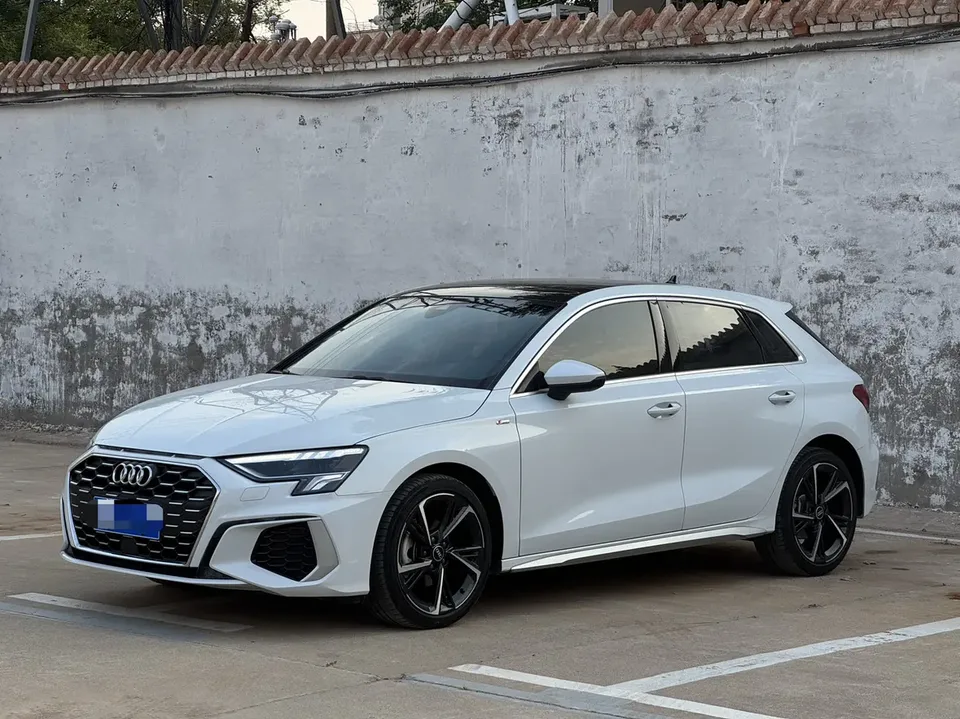 Audi A3 Audi A3 Sportback 35 TFSI facelift: stylish and sporty 2023 — photo 1, buy with delivery to Moscow