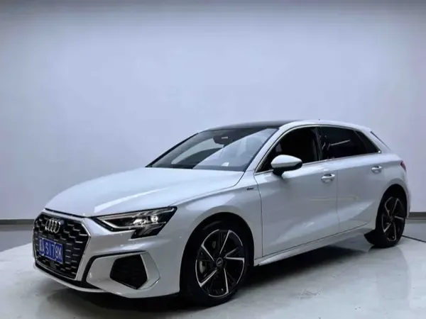 Audi A3 A3 facelift Sportback 35 TFSI stylish and sporty 2023 — photo 1, buy with delivery to Moscow