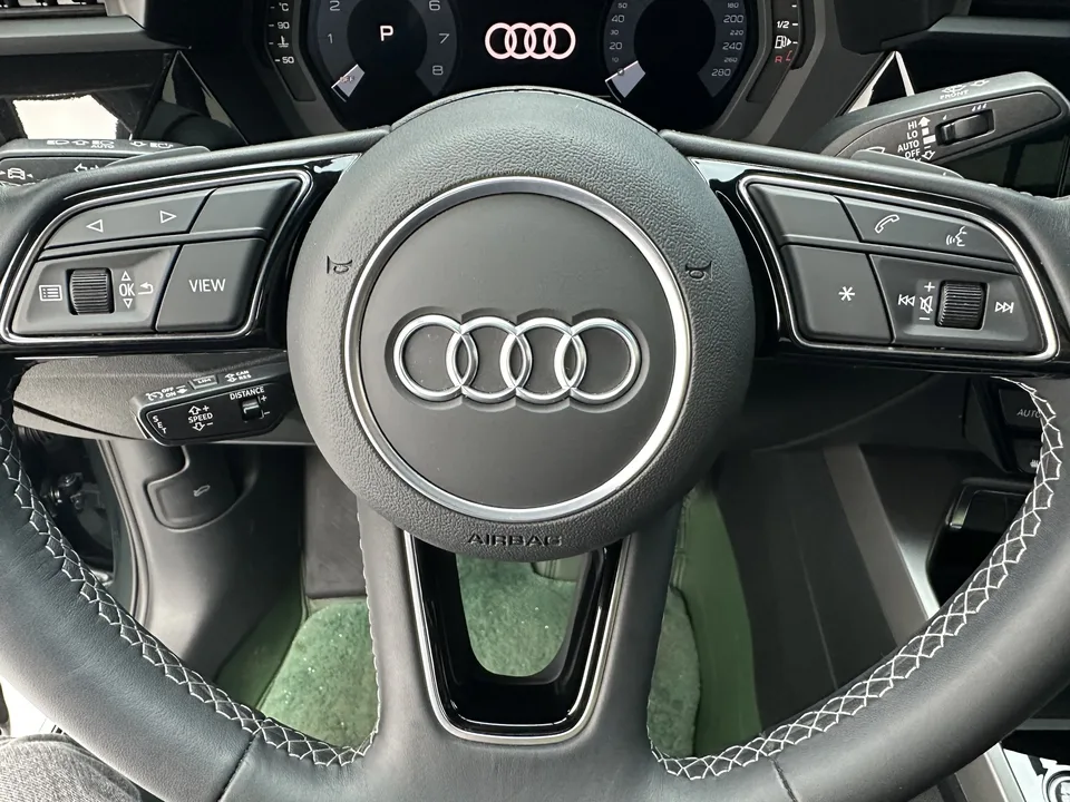 Audi A3 Audi A3 A3L Limousine 35 TFSI Stylish Sports 2022 — thumbnail 4