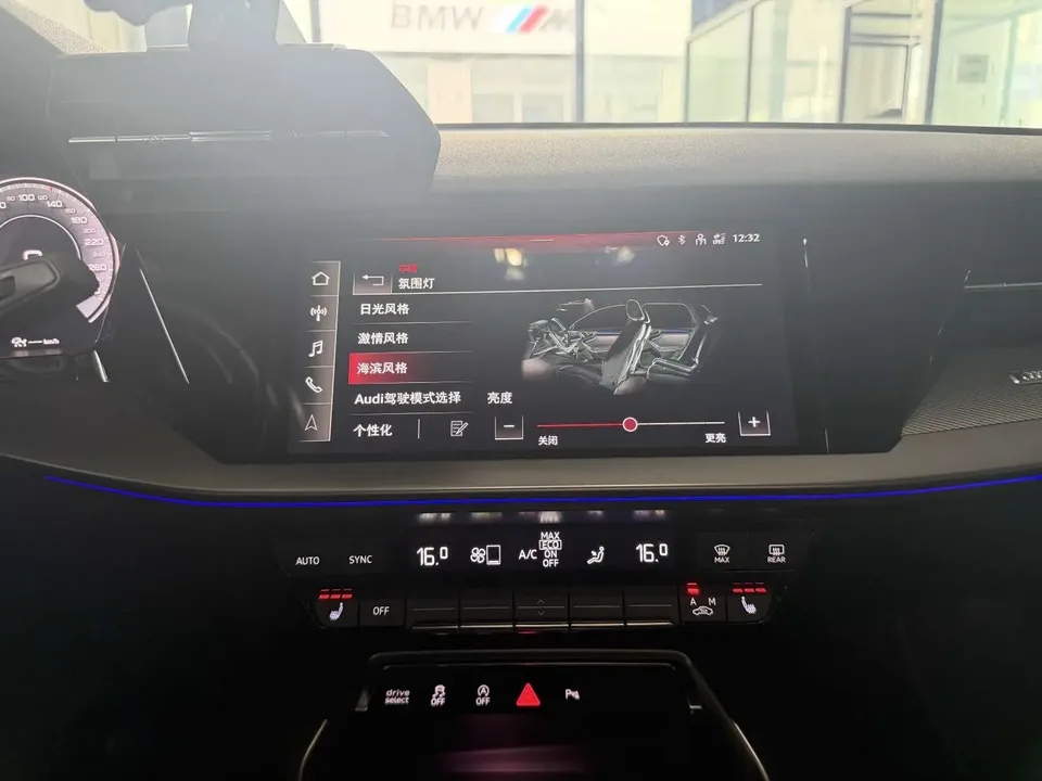 Audi A3 Audi A3 A3L Limousine 35 TFSI Luxury Sports 2022 — thumbnail 3