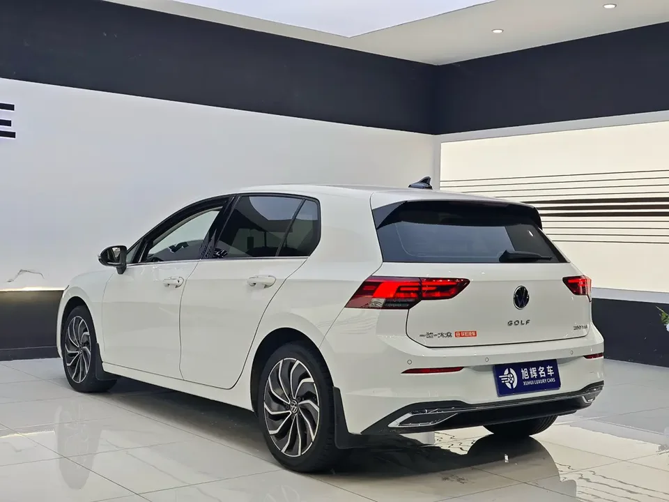 Volkswagen Golf golf 2024 280TSI DSG Pro 50 Years Legend Edition 2024 — thumbnail 4