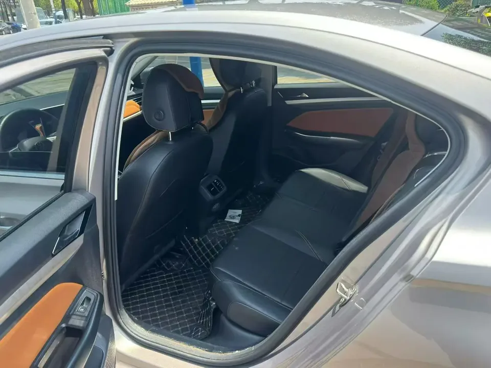 Volkswagen Bora Bora 2024 280TSI DSG Comfort Edition 2024 — thumbnail 3