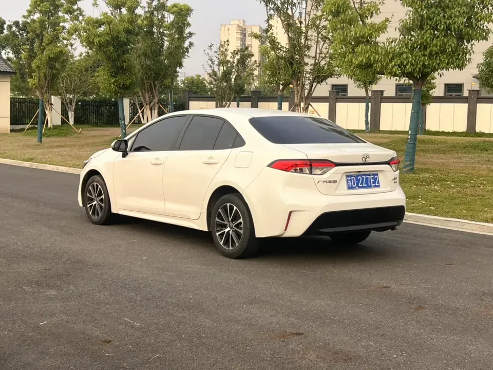 Toyota Levin Lei Ling 185T Deluxe 2024 — thumbnail 2