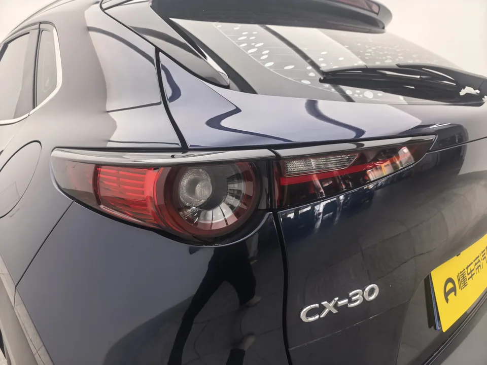 Mazda CX-30 CX-30 2.0L Automatic Jiayue Edition 2022 — thumbnail 4