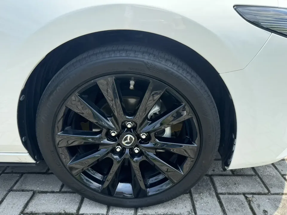 Mazda Axela Mazda3 Angkesela 2.0L Automatic Premium Edition 2023 — thumbnail 3