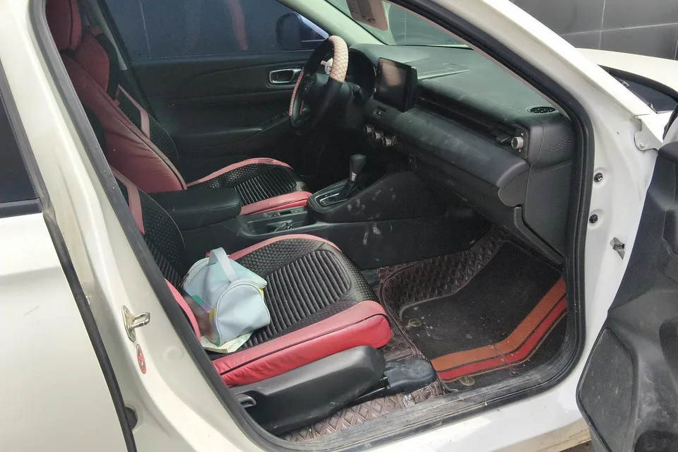 Honda VEZEL Binzhi 1.5L CVT Elite Edition 2023 — thumbnail 2