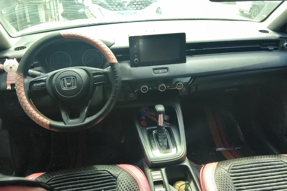 Honda VEZEL Binzhi 1.5L CVT Elite Edition 2023 — thumbnail 4