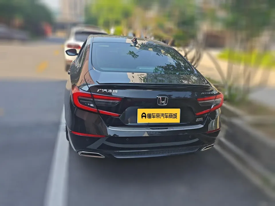 Honda Accord Accord 260TURBO Magic NightPremium Edition 2022 — миниатюра 2