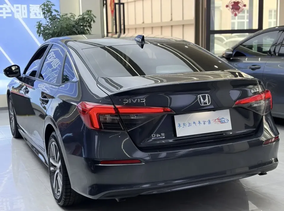 Honda CIVIC Civic Civic 240TURBO CVT Power Edition 2023 — thumbnail 4