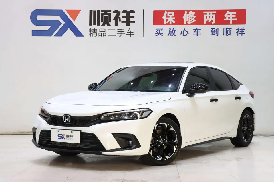 Honda CIVIC Civic 2023 Civic HATCHBACK 240TURBO CVT Extreme Edition 2023 — photo 1, buy with delivery to Moscow