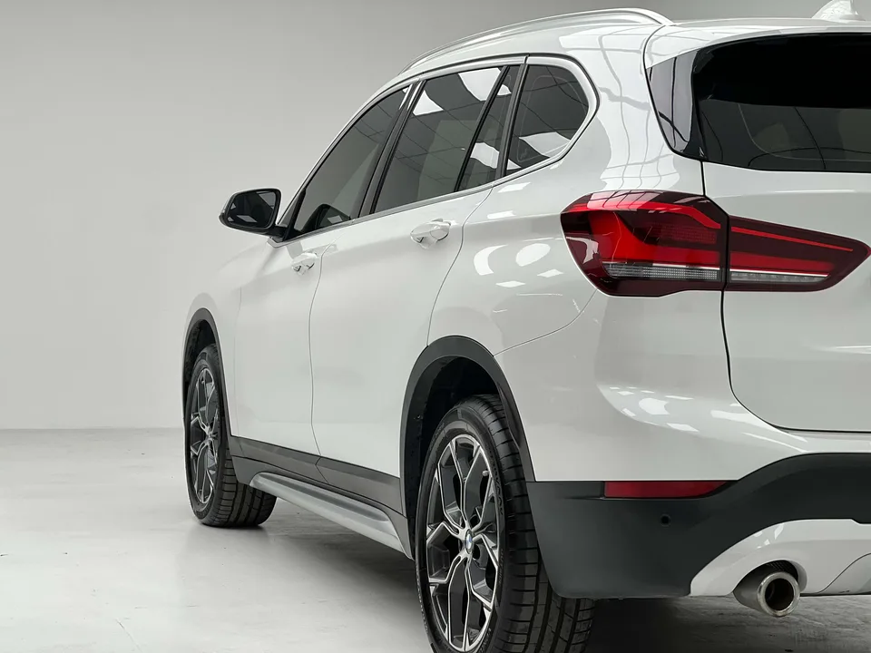 BMW X1 X1 BMW X1 2022 sDrive20Li Exclusive Model 2022 — миниатюра 3