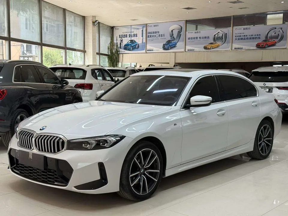 BMW 3 Series 3 Series BMW 3 Series 2023 320Li M Sport Package 2023 — photo 1, buy with delivery to Moscow