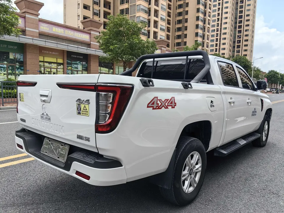 SINOTRUK Fight to win Fight to win Bosheng 2025 S6 Makino 2.0T Diesel Automatic 4WD Long Axis 2025 — thumbnail 5
