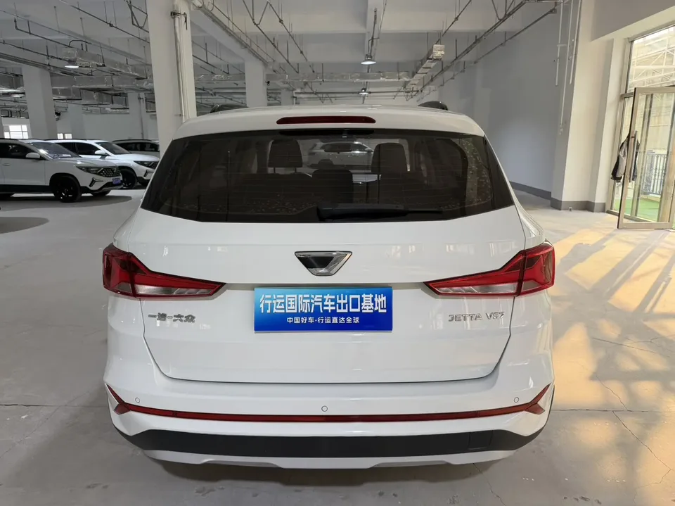 Jetta VS7 280TSI automatic aggressive version 2023 — миниатюра 2