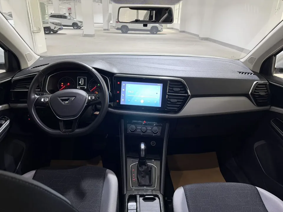 Jetta VS7 280TSI automatic aggressive version 2023 — миниатюра 4