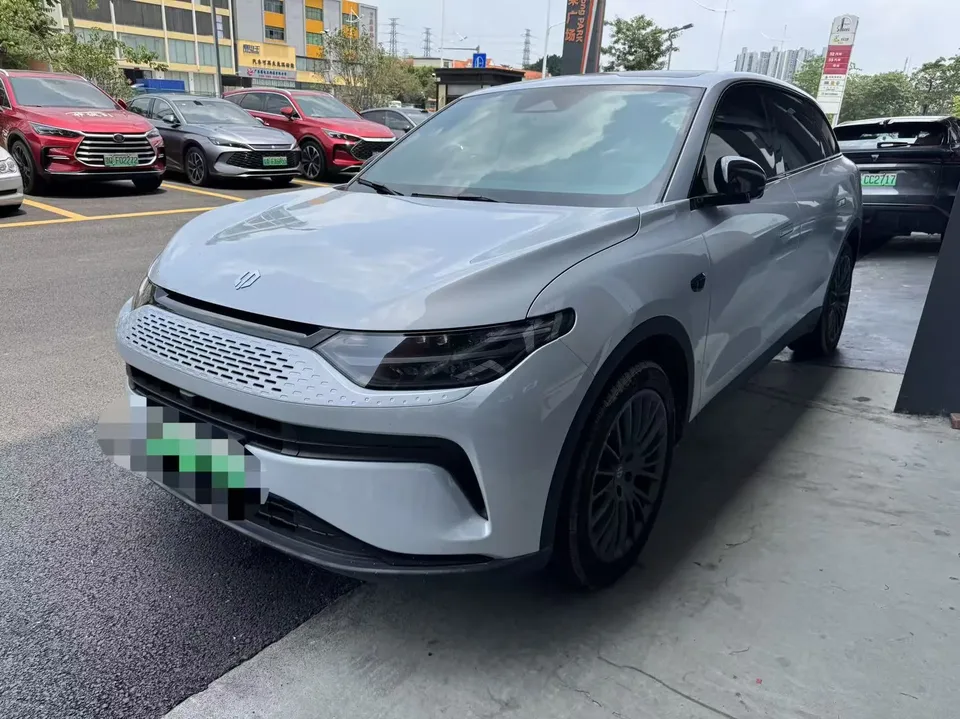 Leapmotor Zero running C11 Zero running C11 Extended Range 180 Comfort Edition 2023 — photo 1, buy with delivery to Moscow