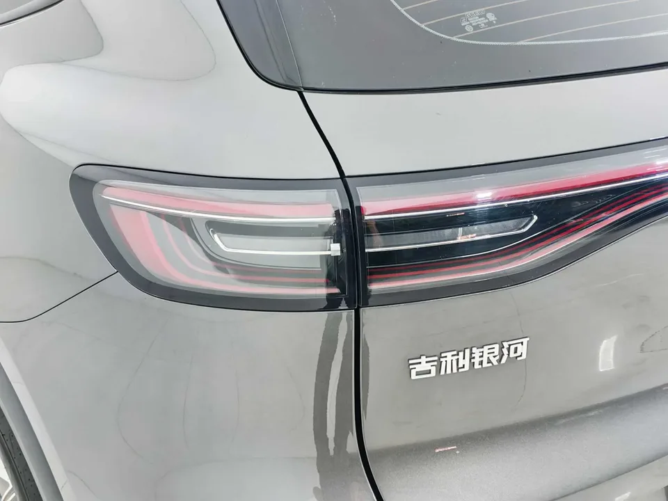 Geely Galaxy E5 Galaxy E5 440km Departure Edition 2024 — thumbnail 4