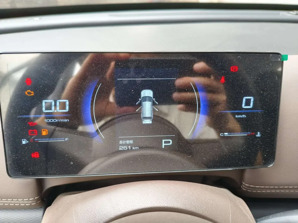 Wuling Starlight 560 Starlight 560 1.5T CVT Elite 2026 — thumbnail 3