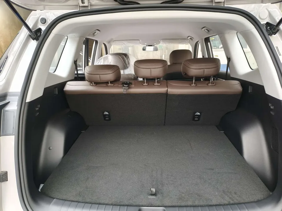 Wuling Starlight 560 Starlight 560 1.5T CVT Elite 2026 — thumbnail 5