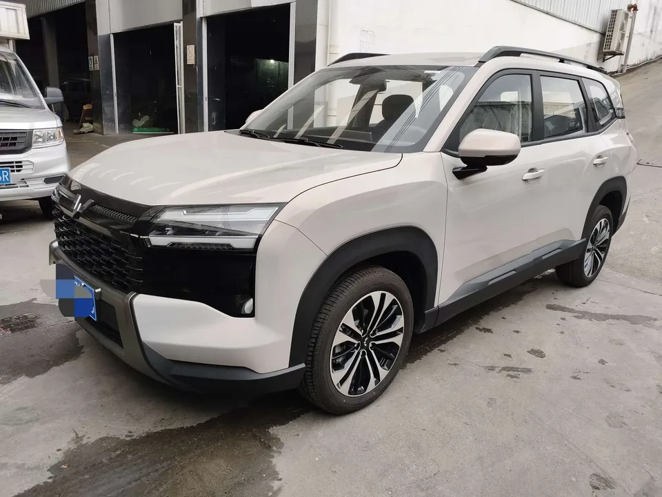 Wuling Starlight 560 Starlight 560 1.5T CVT Elite 2026 — photo 1, buy with delivery to Moscow