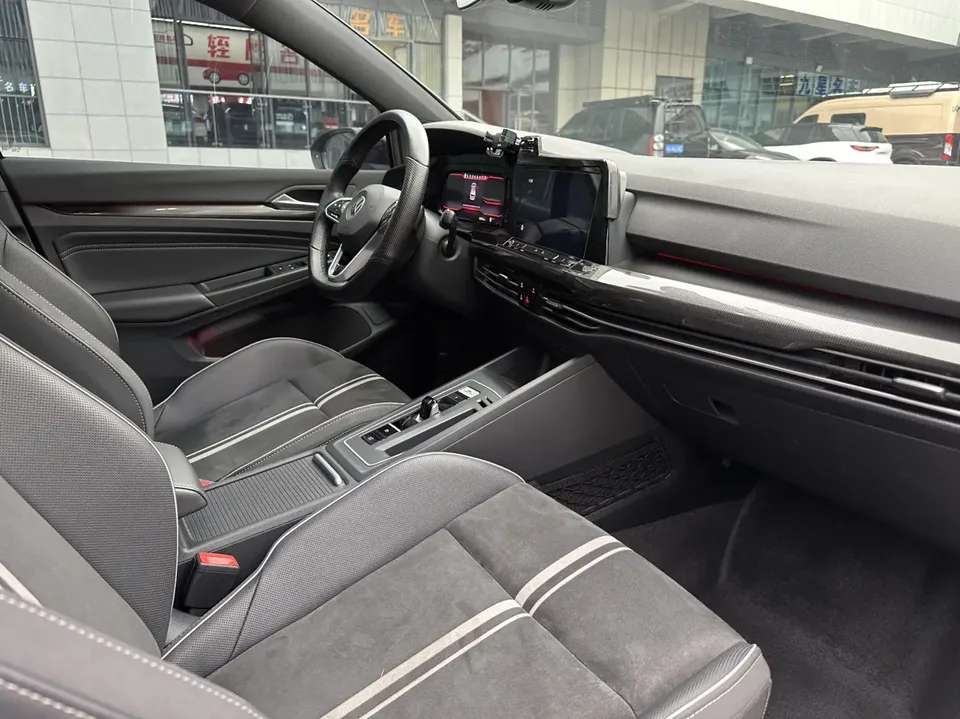 Volkswagen Golf golf 2022 280TSI DSG R-Line 2022 — thumbnail 3