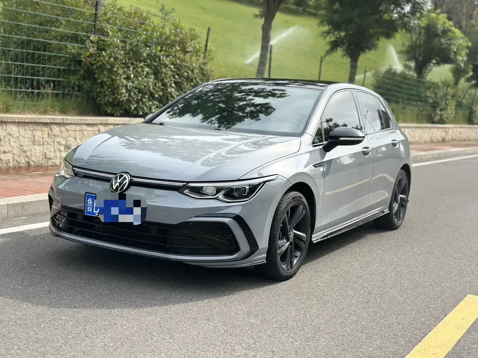 Volkswagen Golf golf 2021 280TSI DSG R-Line 2022 — photo 1, buy with delivery to Moscow