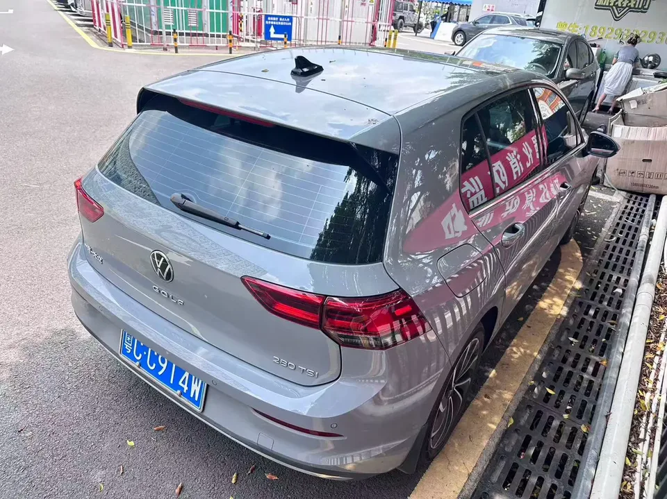 Volkswagen Golf golf 2023 280TSI DSG Pro 20th Anniversary 2023 — миниатюра 2
