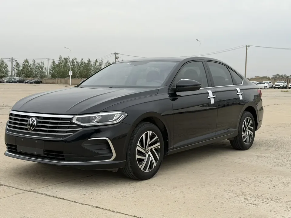Volkswagen Lavida Lavida 2023 1.5L Automatic 5 Million Edition 2023 — photo 1, buy with delivery to Moscow