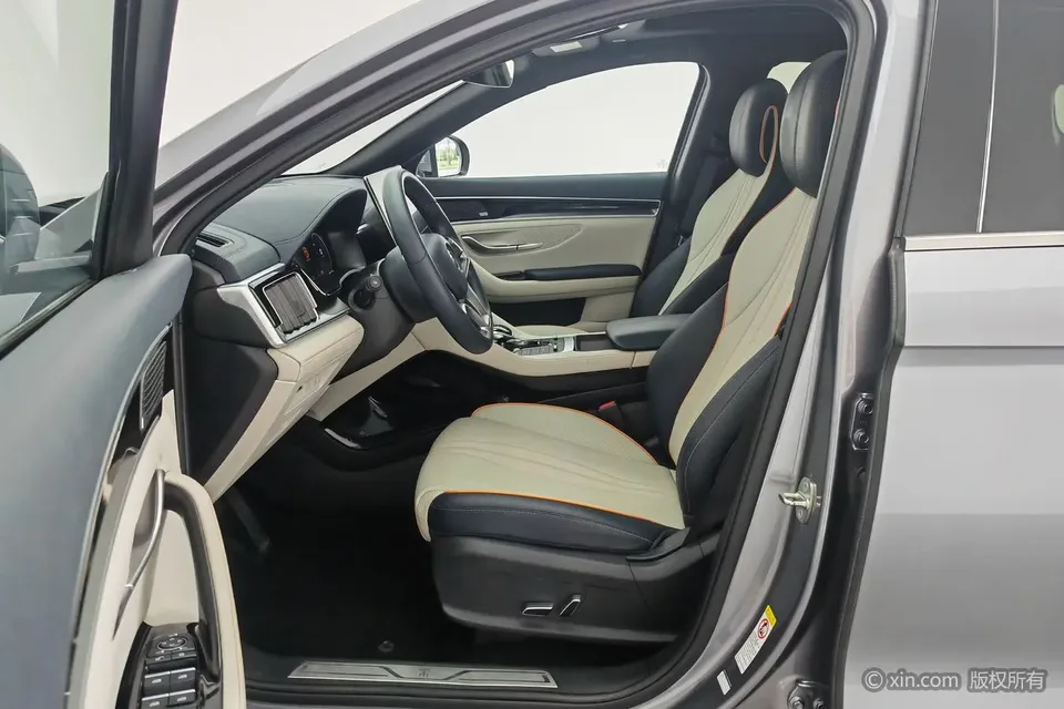BYD Song PLUS DM Song PLUS DM 2021 DM-i 110KM 2WD Flagship PLUS 5G Edition 2023 — thumbnail 5