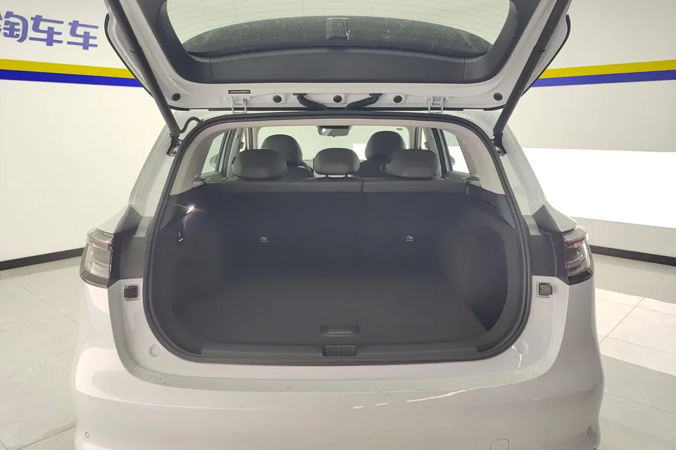 Shangjie H5 Shangjie H5 Pure Electric Max Long Range Edition 2025 — thumbnail 5