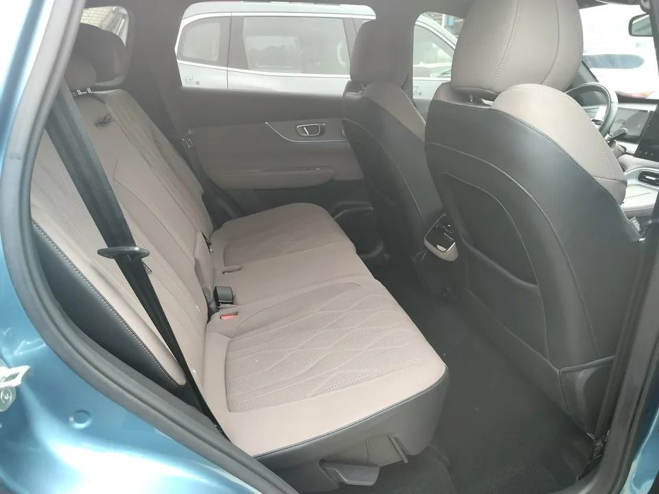 Chery Tiggo 8 PLUS C-DM Tiggo 8 PLUS C-DM 1.5T Premium 2025 — thumbnail 4