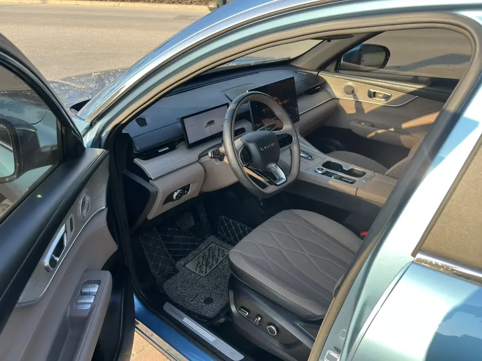 Chery Tiggo 8 PLUS C-DM Tiggo 8 PLUS C-DM 1.5T Premium 2025 — thumbnail 5